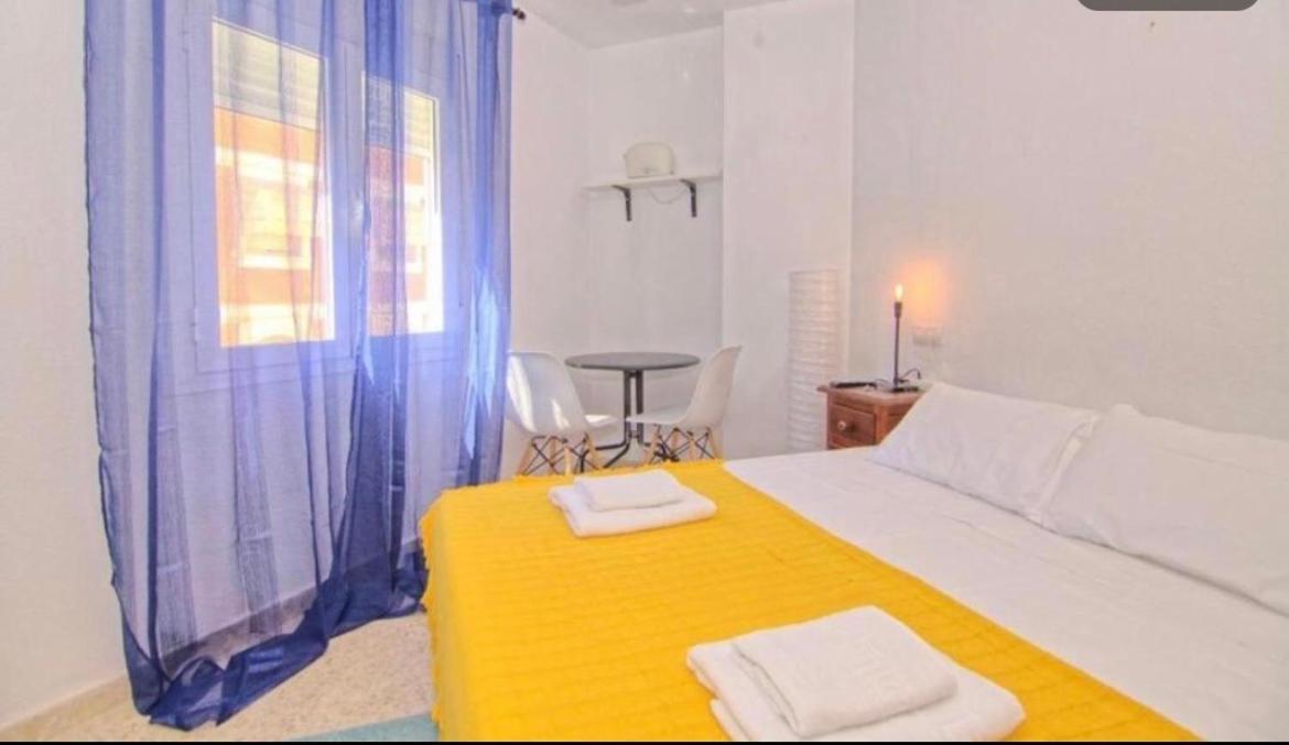 Low Cost Room Malaga Exterior photo