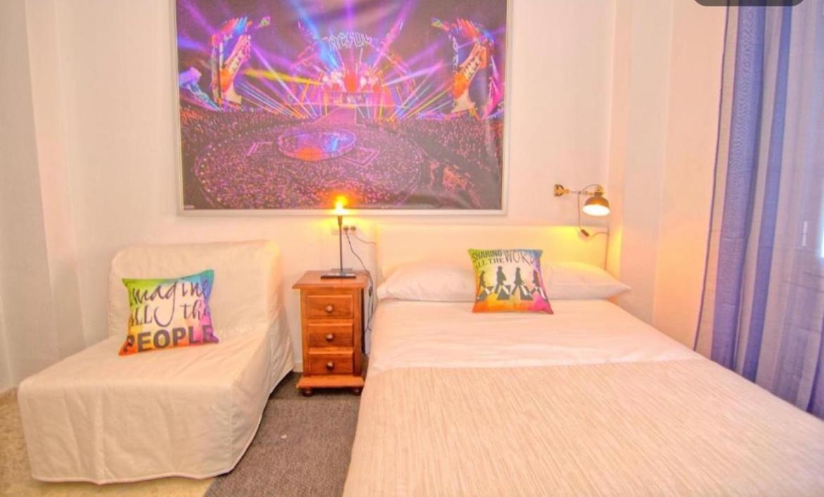 Low Cost Room Malaga Exterior photo