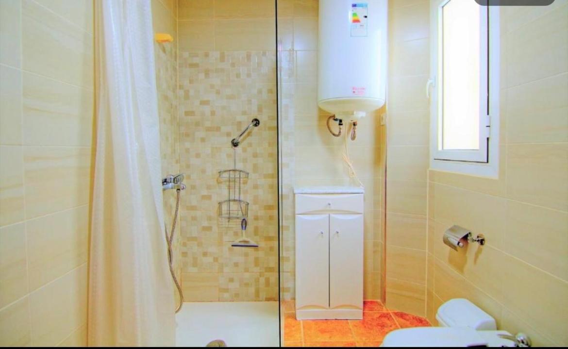 Low Cost Room Malaga Exterior photo